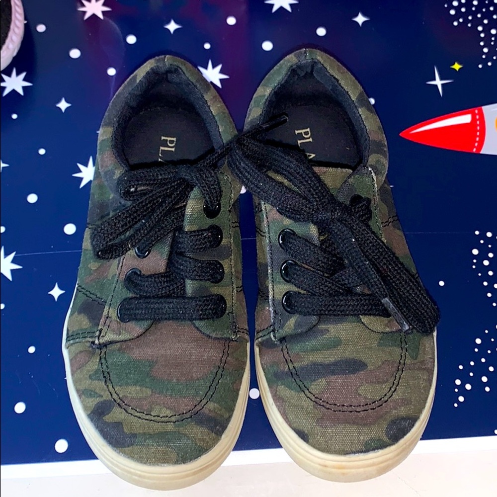 Army Print Toddler 9 Shoes